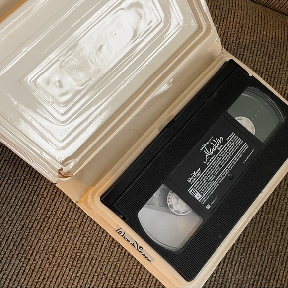 Set of 5 Disney VHS Movies - Picture 8 of 13